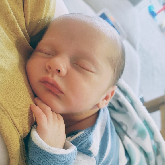 Welcome to my closet!! - Picture 4 of 6